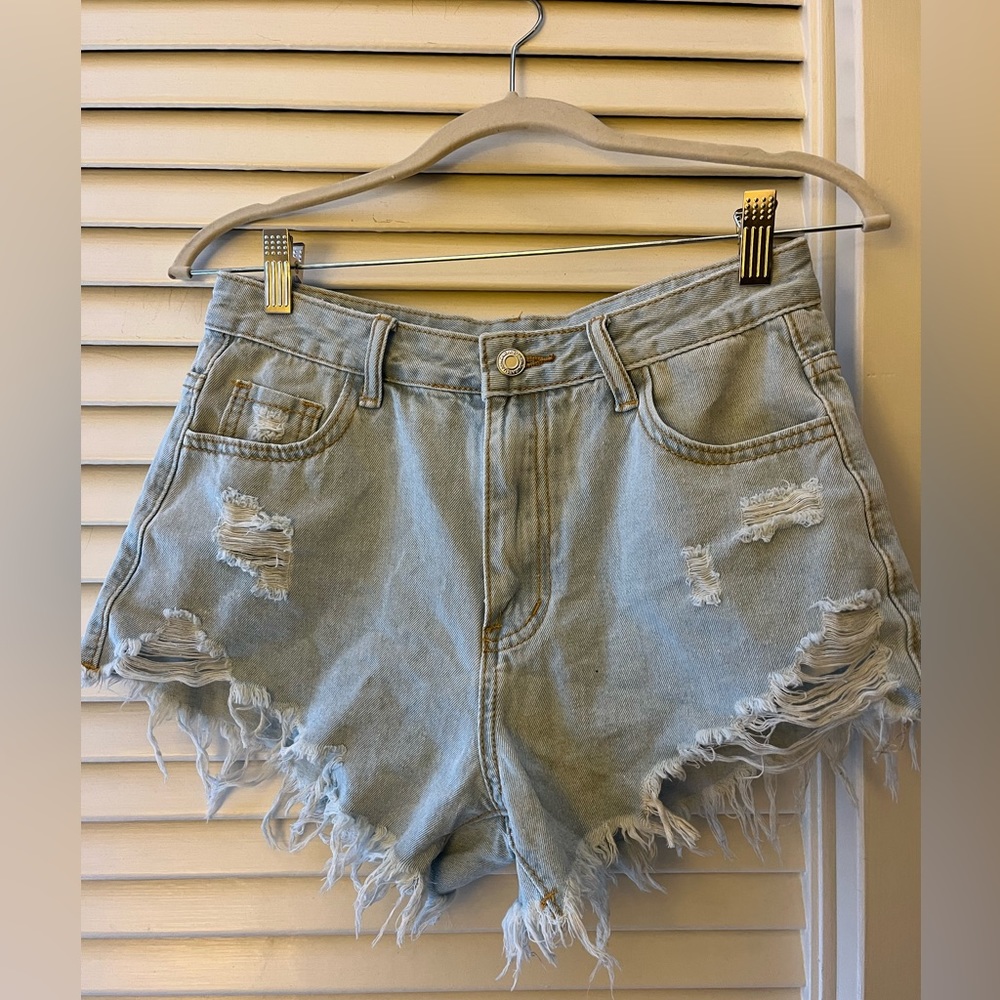 light Wash Jean shorts Size Med!